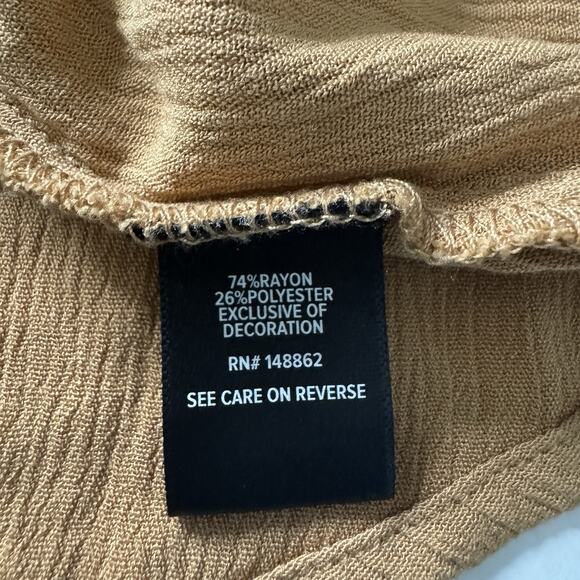 Torrid Womens 4X Tank Feminine Dainty Lightweight Crinkle Gauze Crochet Peplum - Picture 6 of 8